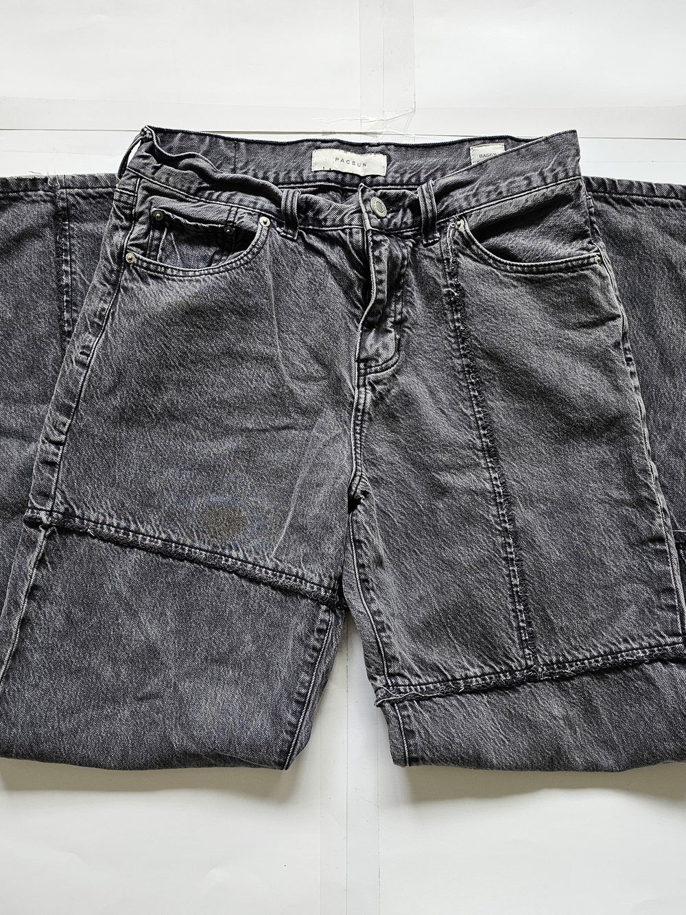 PacSun Men's Washed Black Relaxed Patch Jeans Baggy Sz. 30x32